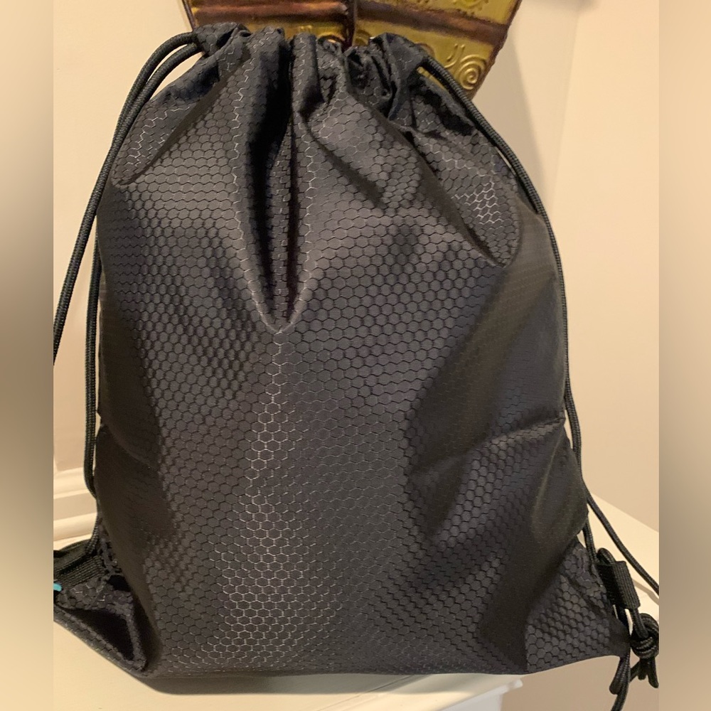 Morty Draw String Backpack Bag - Picture 2 of 3